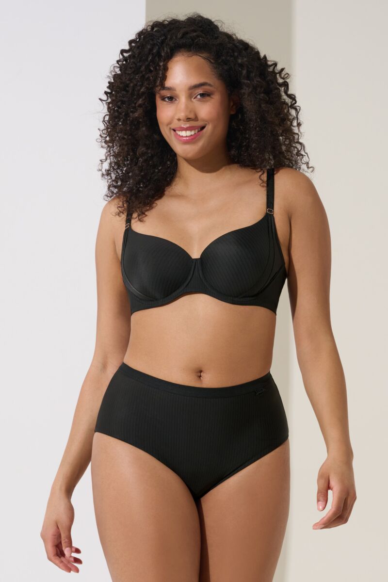020325 LAURA Moulded Foam Cup T-Shirt Bra