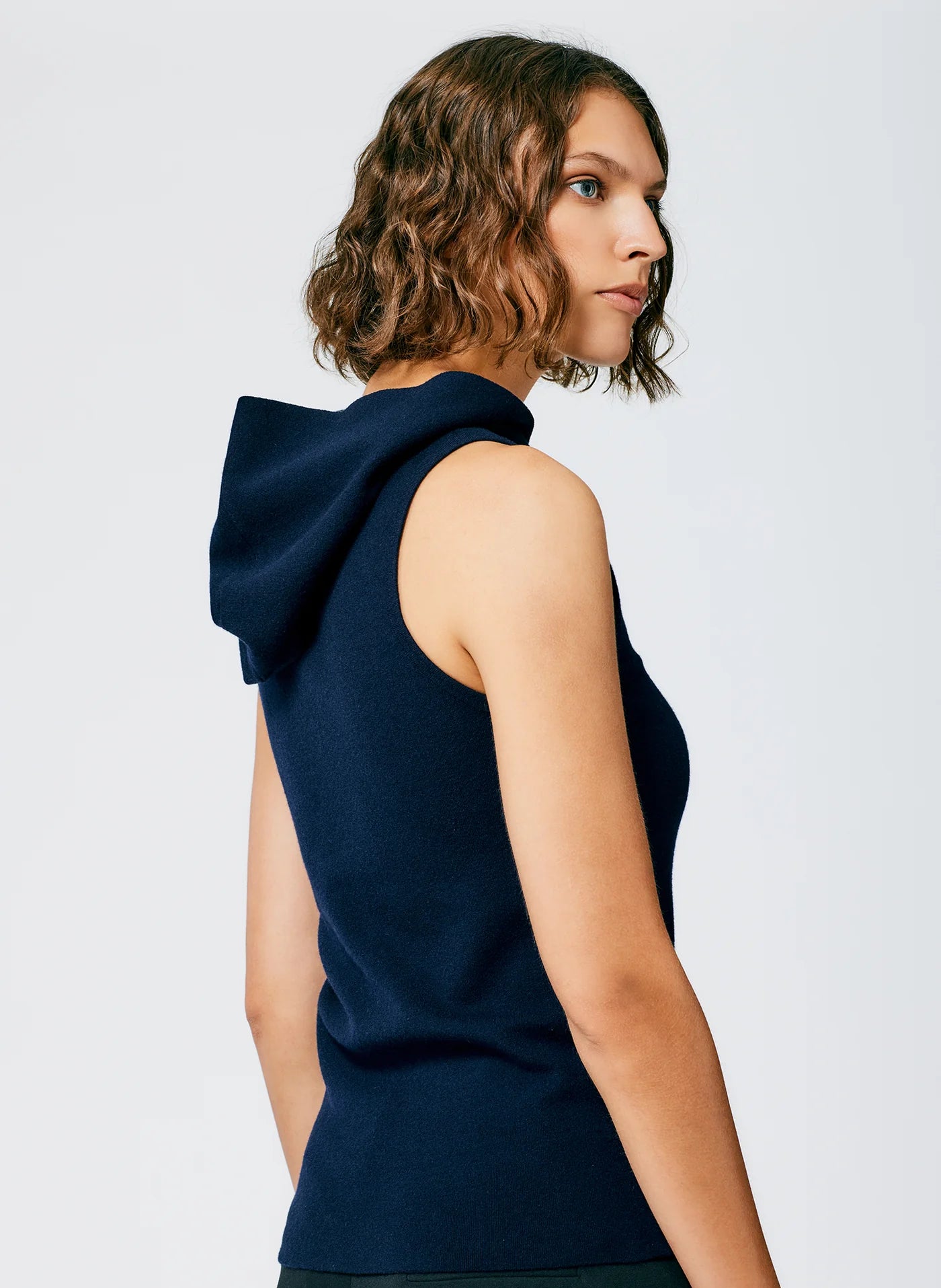 Compact Stretch Cashmere Sleeveless Hoodie