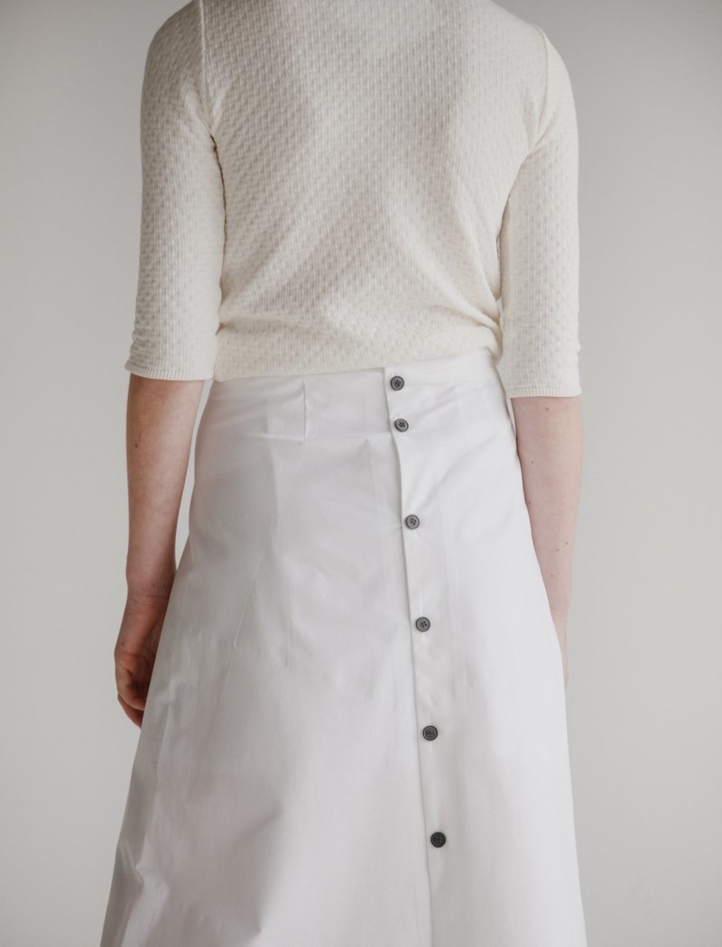 Ordinary White Skirt